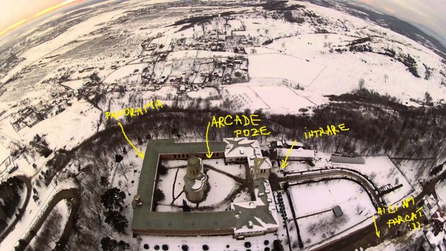 manastirea dealu targoviste iarna detalii